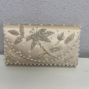 Elegant Vintage Beaded Embellished Clutch